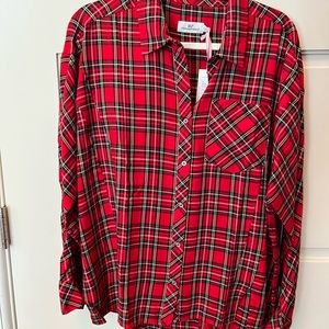 Fabulous holiday tartan plaid, wrong size which is why it’s never been worn.